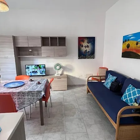 Central And Close To Everything In La Caletta